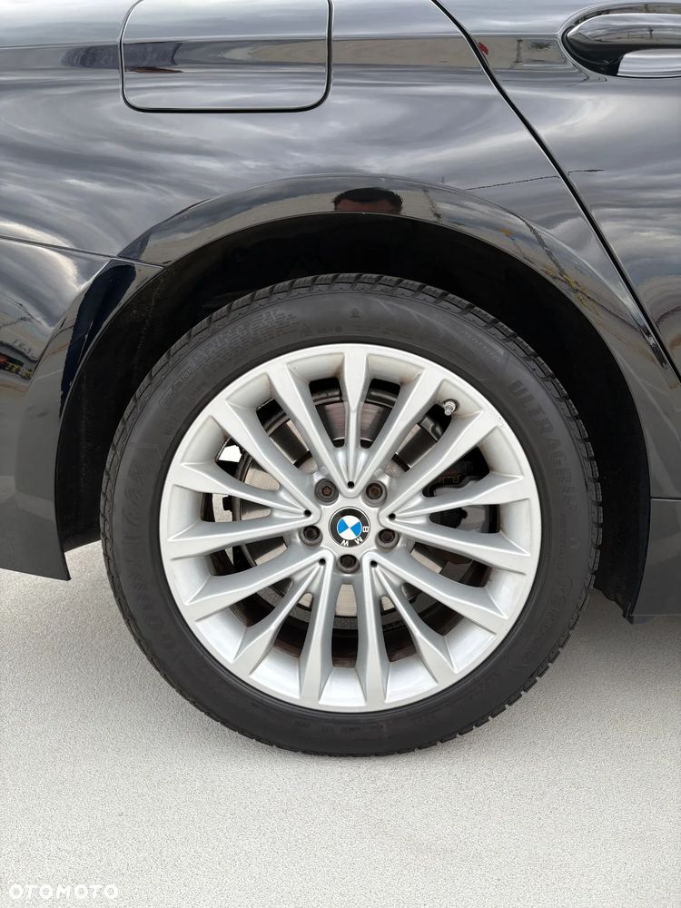BMW Seria 5 520d Luxury Line - 8