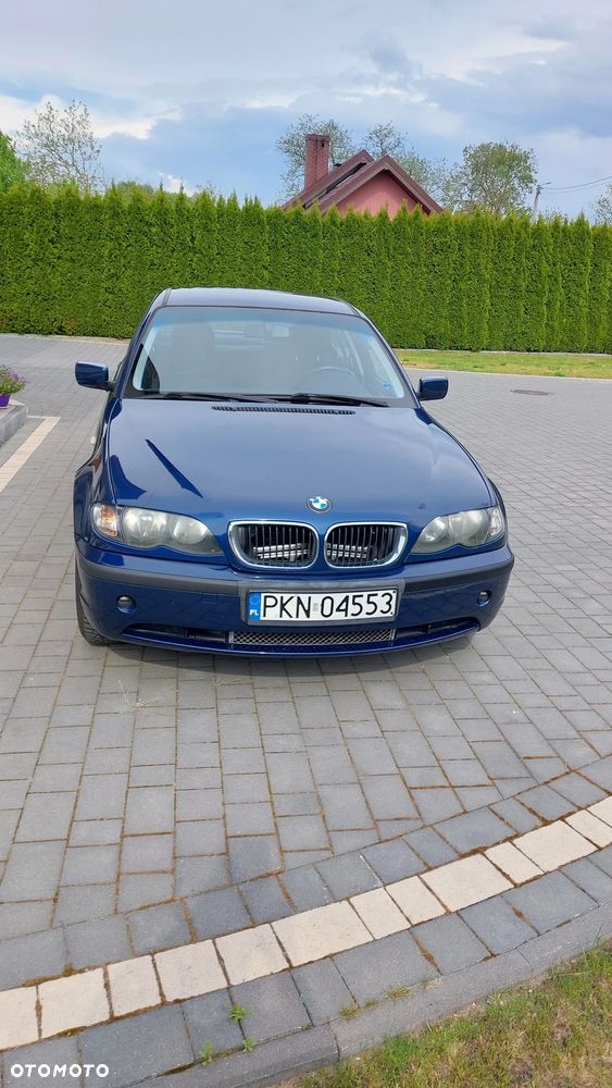 BMW Seria 3 318d - 1