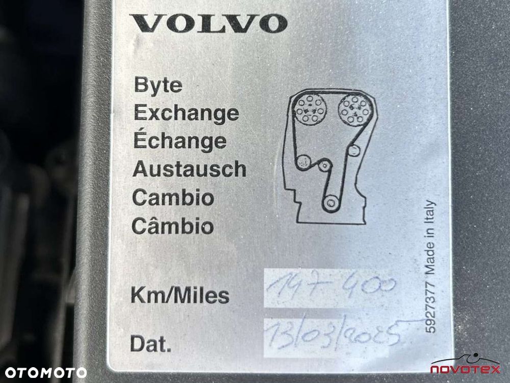 Volvo V60 Cross Country D3 Geartronic Momentum - 33