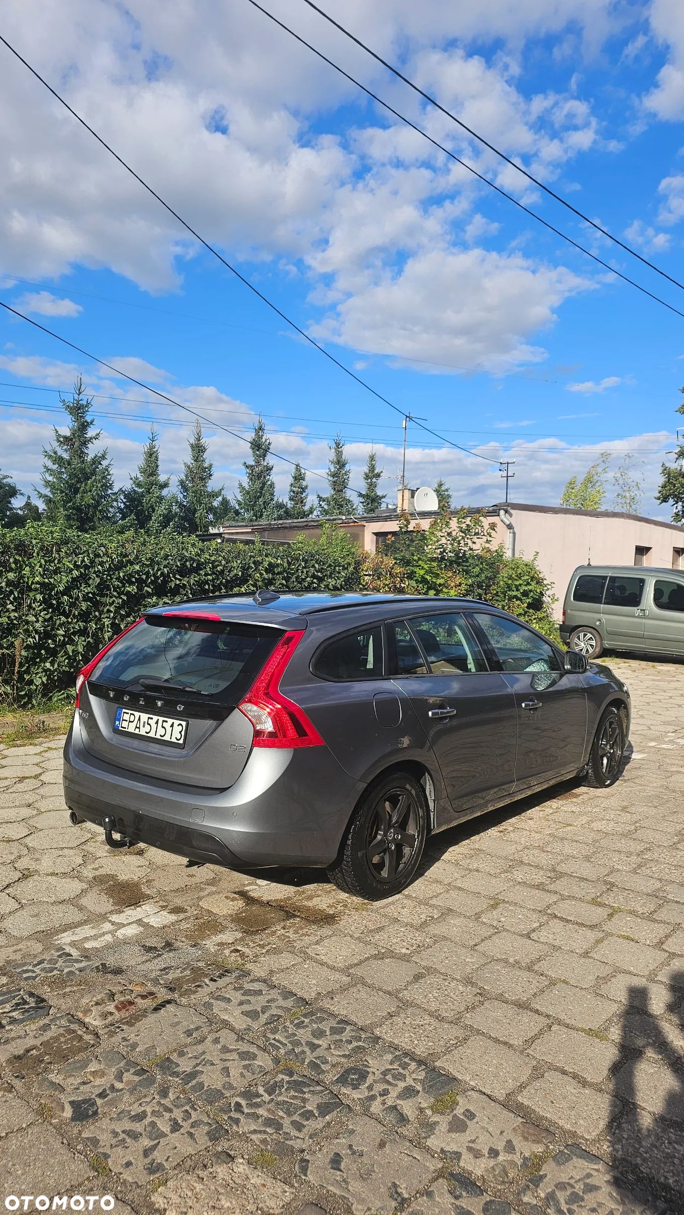 Volvo V60 D2 Drive-E Momentum - 1