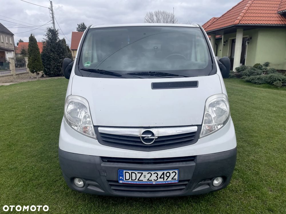 Opel vivaro - 2
