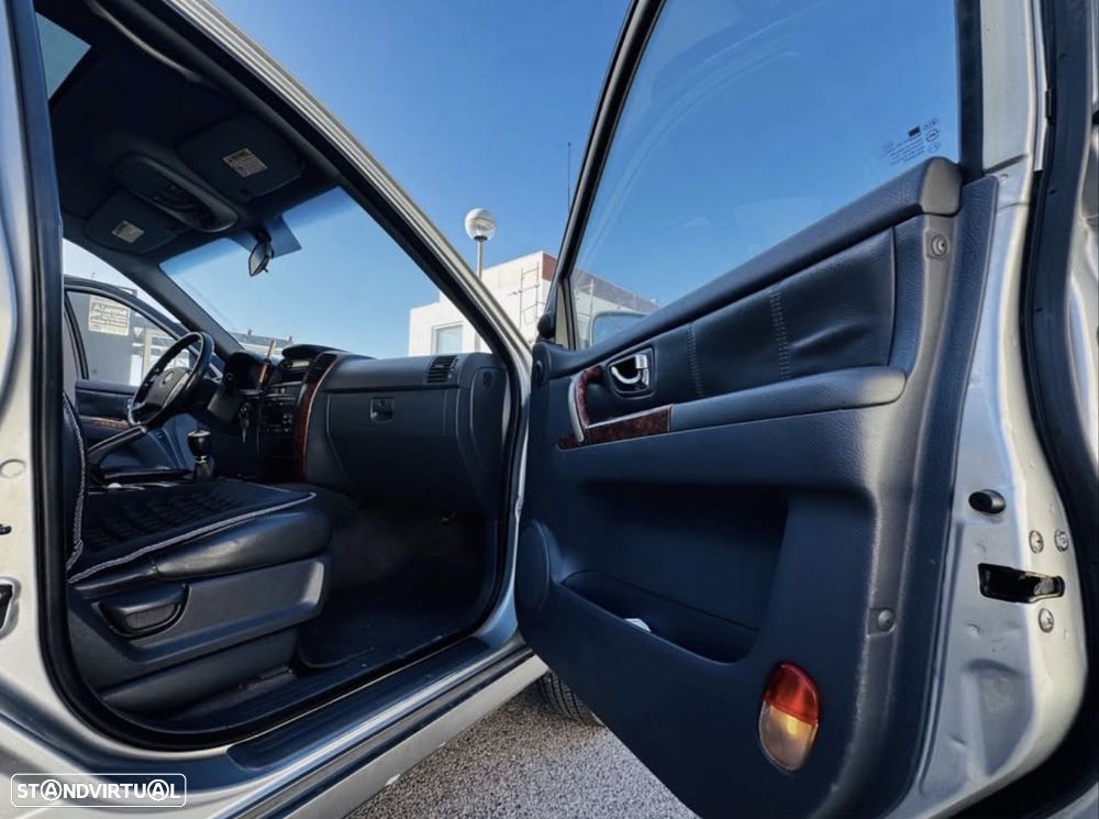 Kia Sorento 2.5 CRDi EX Top Wood - 4