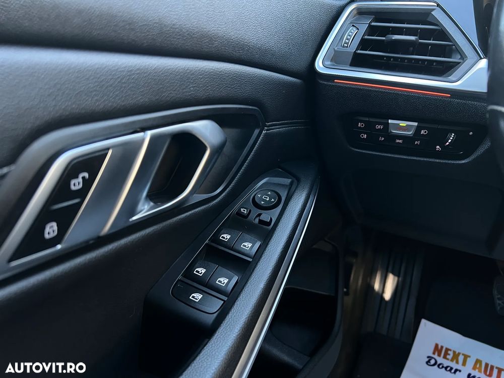 BMW Seria 3 320d xDrive AT MHEV - 20