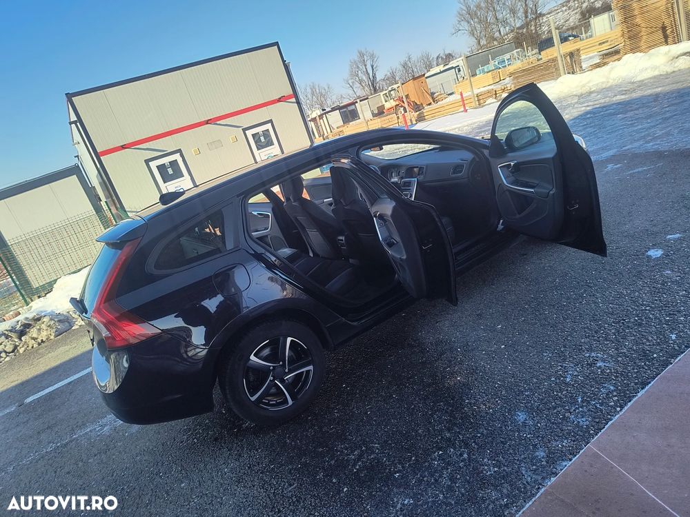 Volvo V60 D2 Start-Stop Kinetic - 11