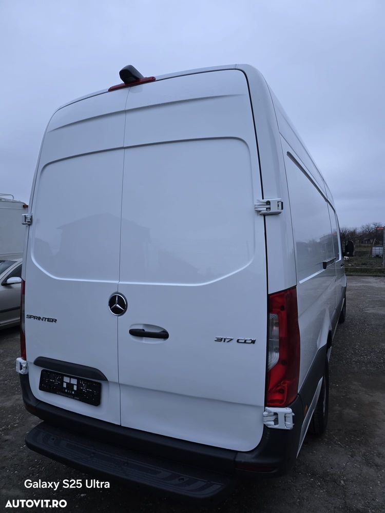 Mercedes-Benz Sprinter 317 CDI CD L3 170 CP RWD 6MT - 4