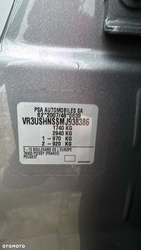 Peugeot 2008 PureTech 130 EAT8 Active - 17