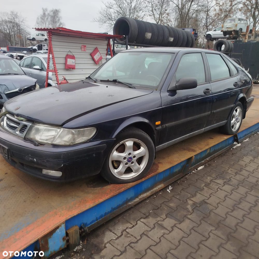 Saab 93 na części . - 3