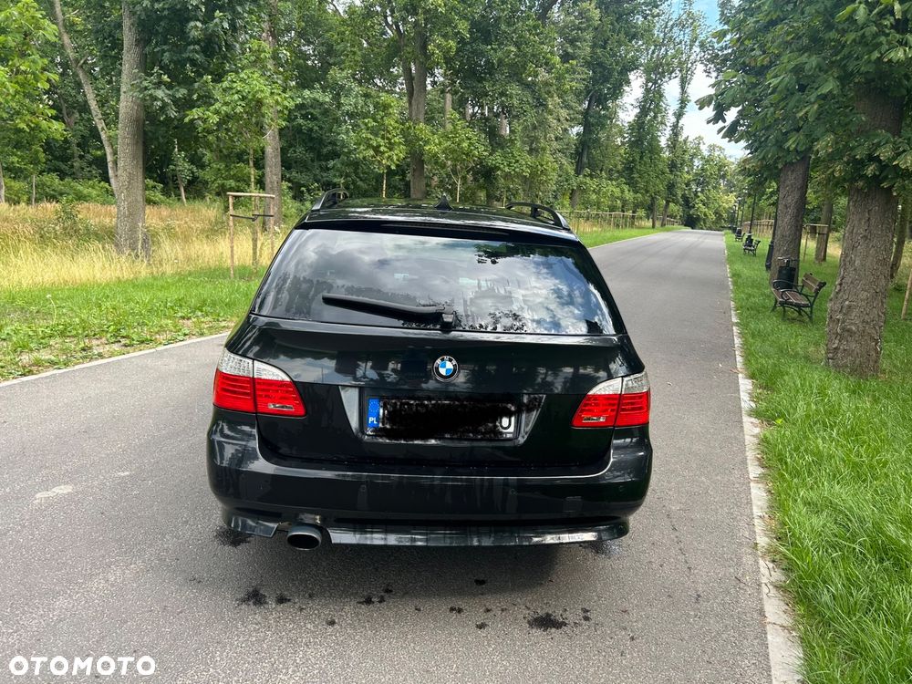 BMW Seria 5 520d Touring Edition Sport - 4