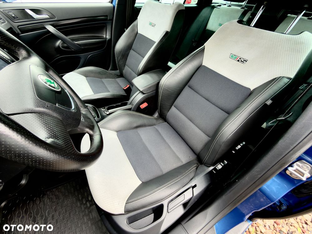 Skoda Octavia 2.0 TSI RS - 17