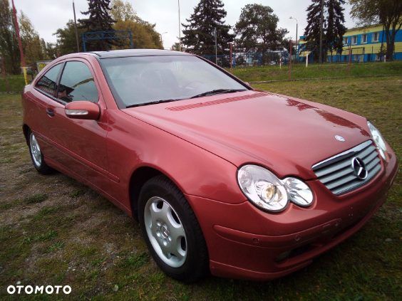 Mercedes-Benz C-Class 2001 photo 5
