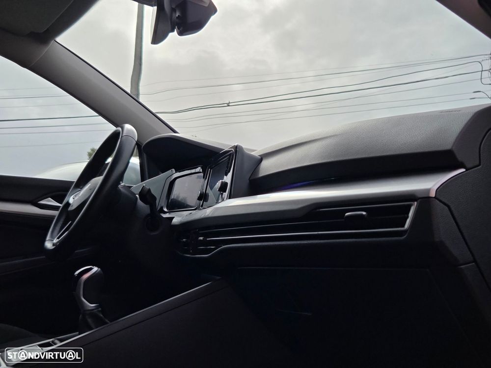 VW Golf Variant 2.0 TDi - 31