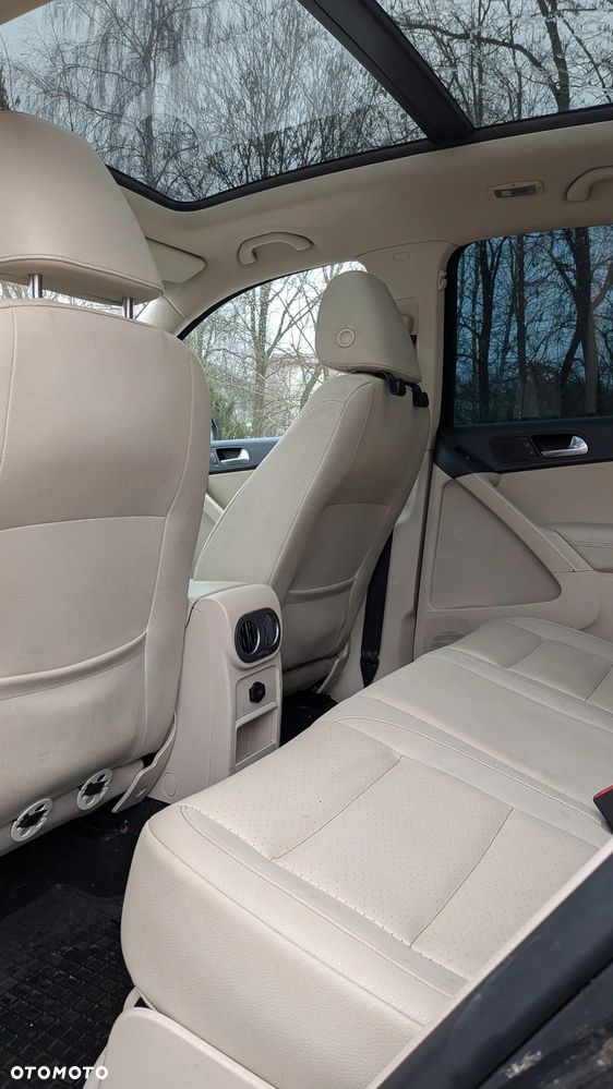 Volkswagen Tiguan - 2
