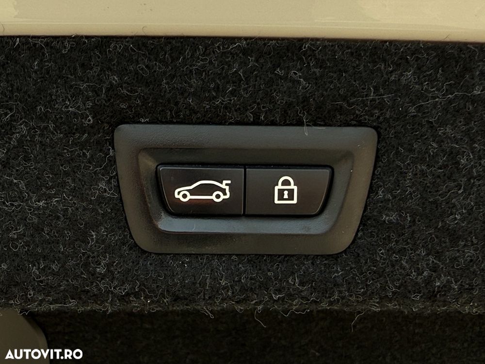 BMW Seria 5 540d xDrive AT - 28