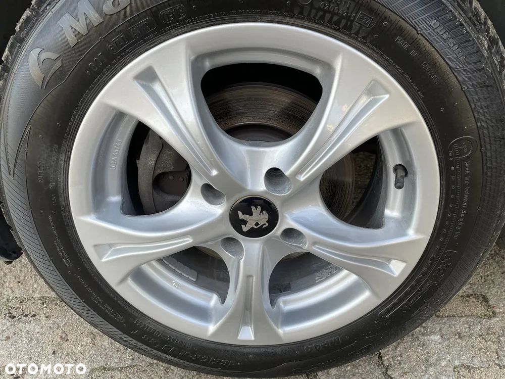 Peugeot 208 BlueHDi 100 Active - 15