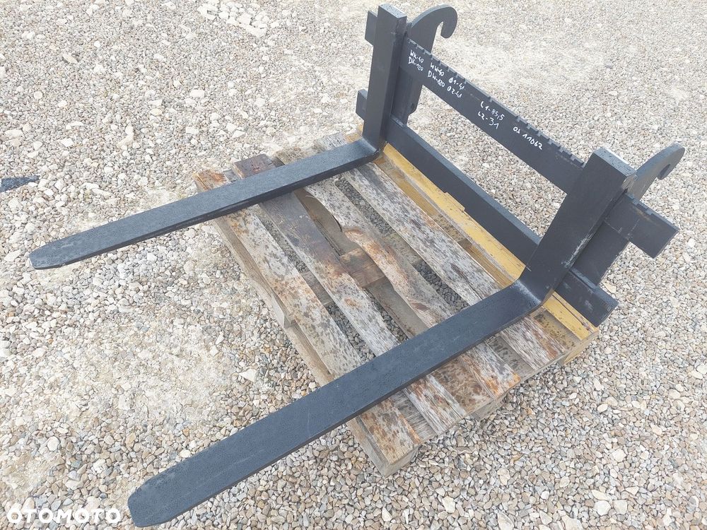 Widły Liebherr z Karetką 2,5t 120cm [OS 11062] - 8