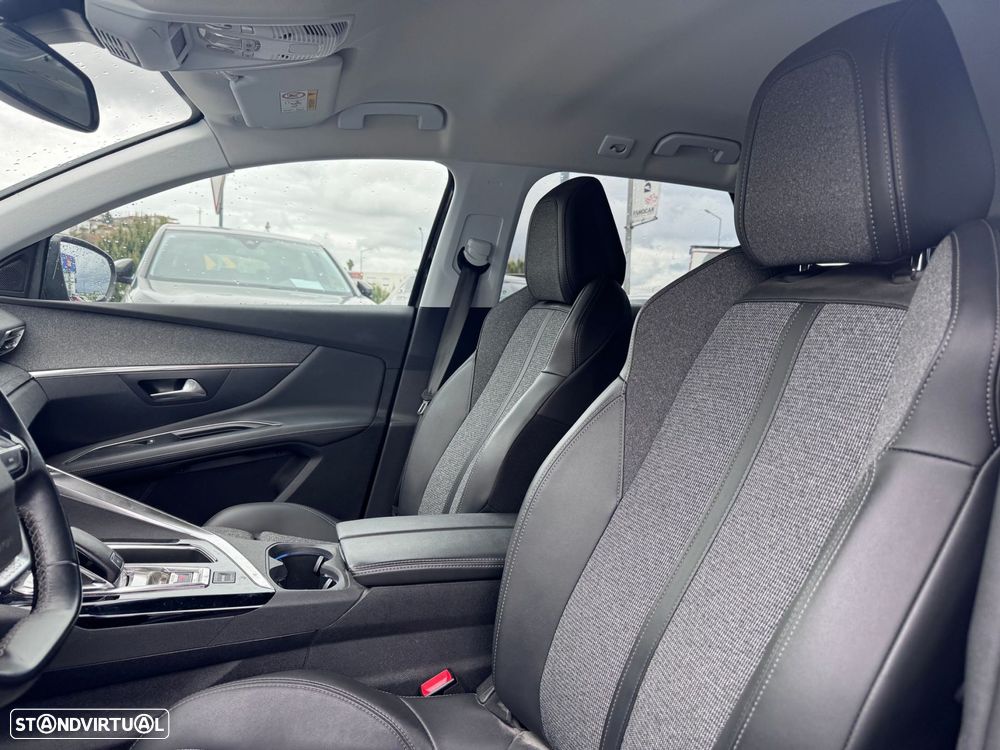 Peugeot 3008 1.2 PureTech Allure EAT8 - 6