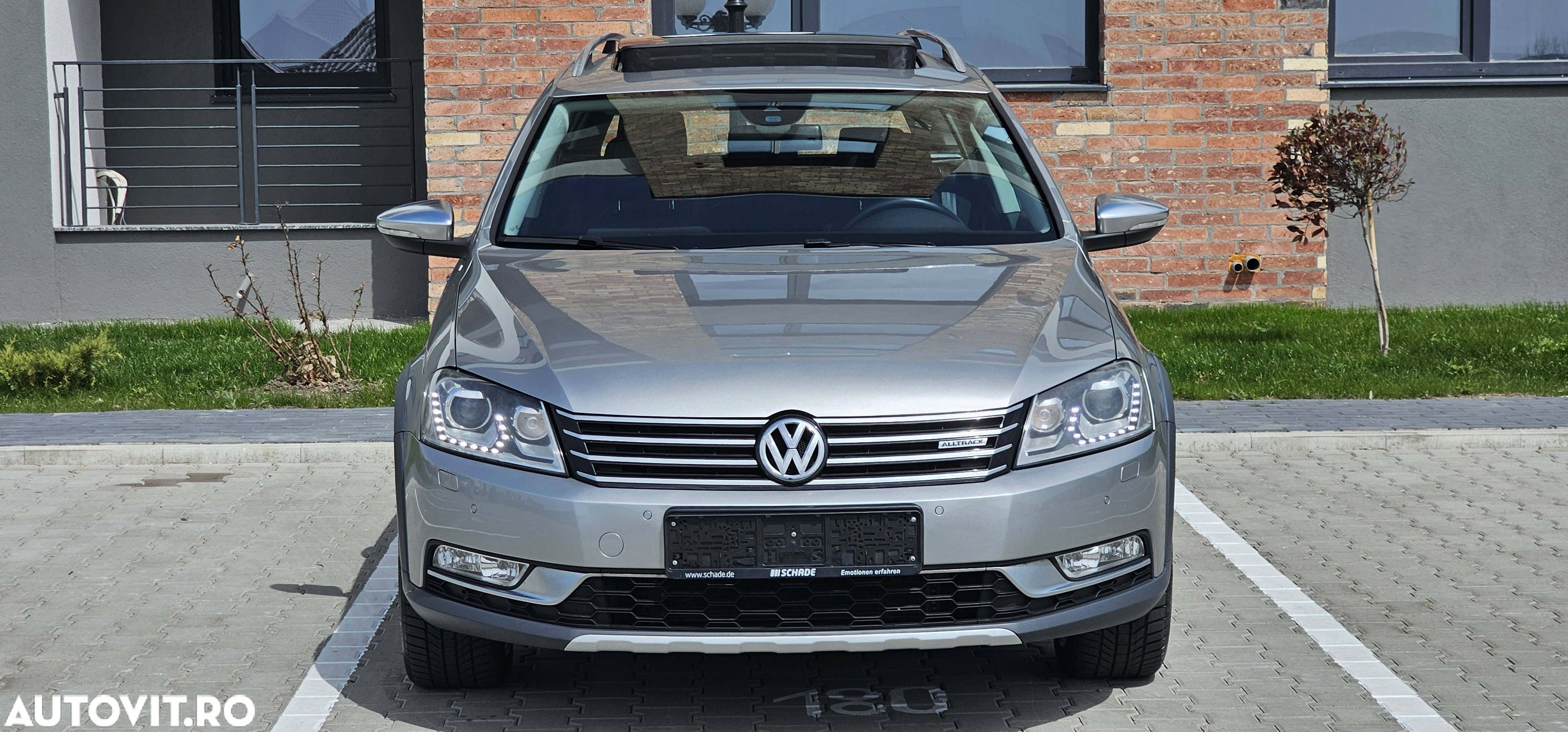 Volkswagen Passat Variant 2.0 TDI 4Motion BlueMotion Technology Exclusive - 11