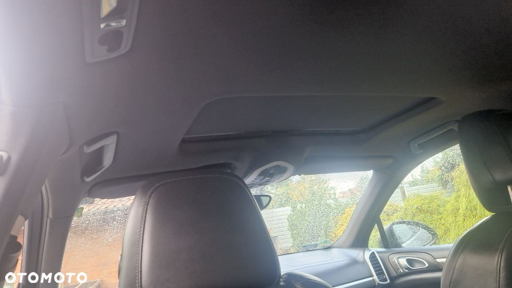 Porsche Cayenne - 11