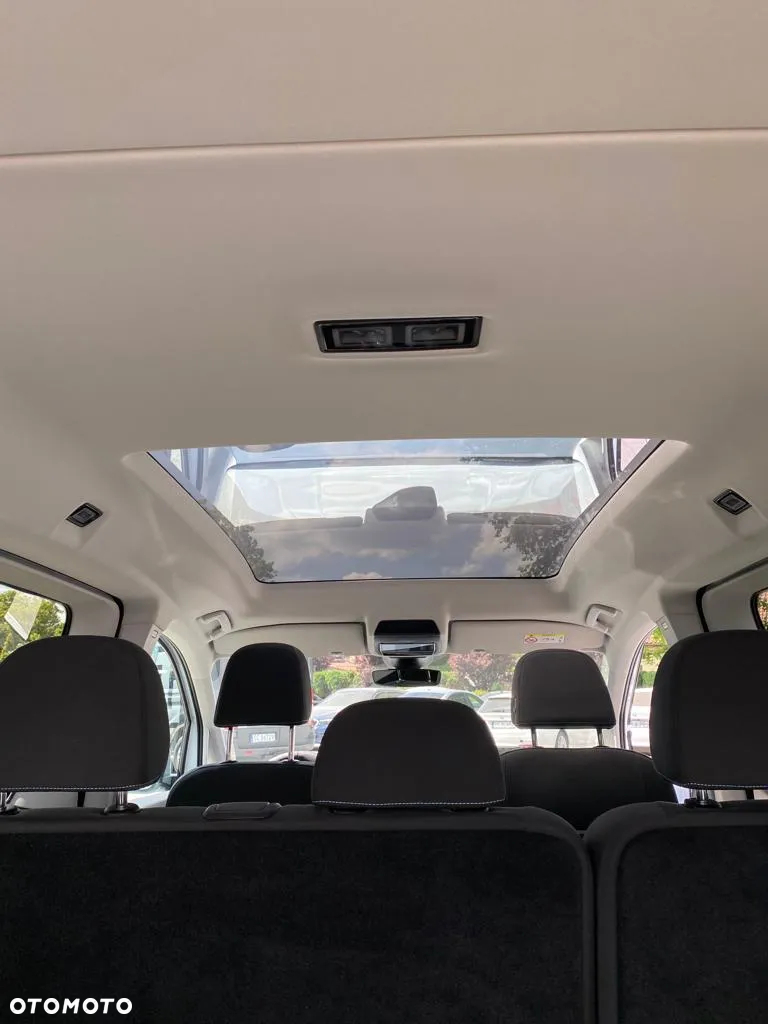 Ford Tourneo Connect Grand - 4
