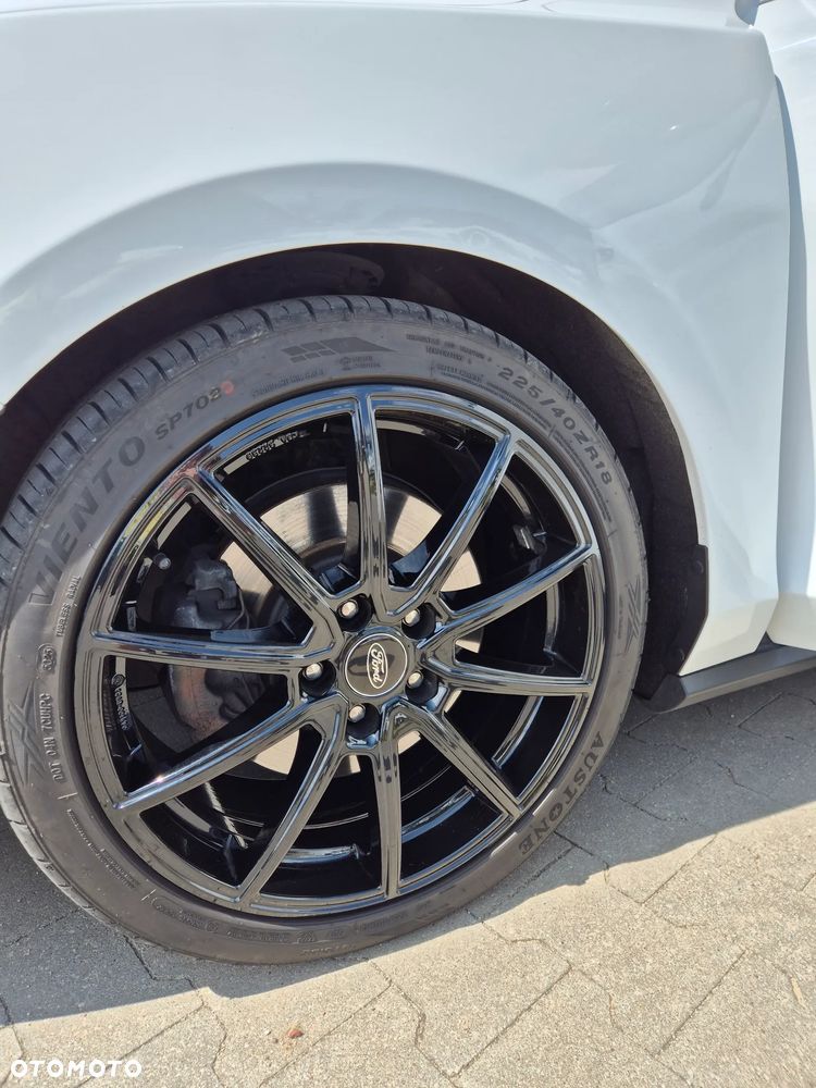 Ford Focus 2.0 EcoBlue Titanium Business - 17