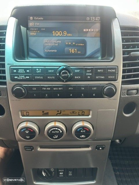 Nissan Navara 2.5 dCi CD SE — fotografia 7