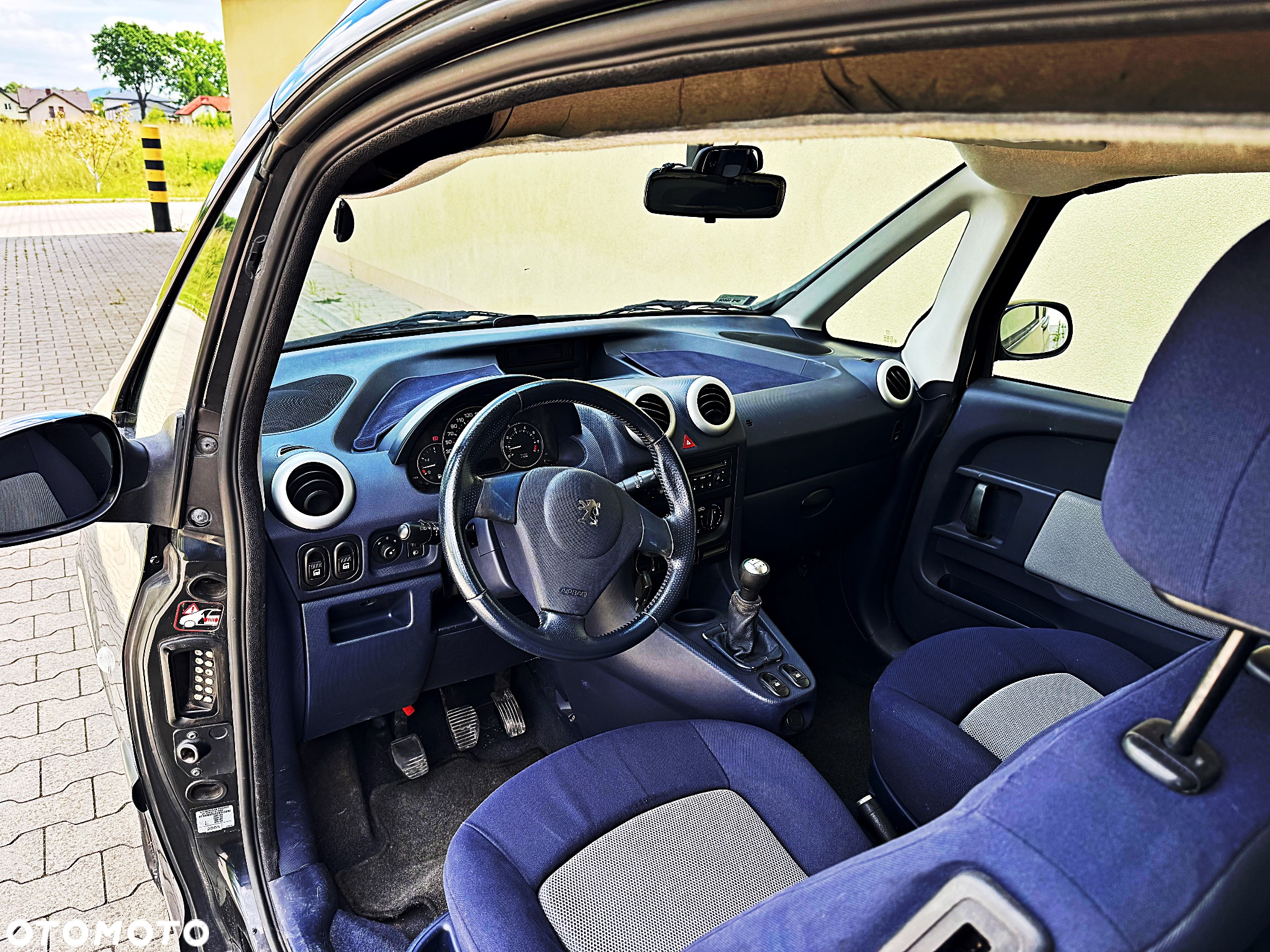 Peugeot 1007 1.4 Trendy - 27