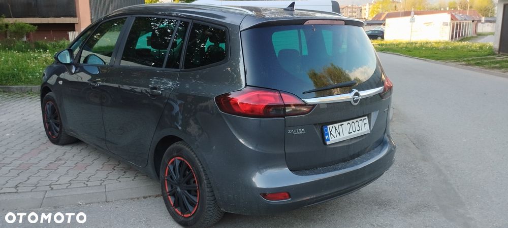Opel Zafira - 3