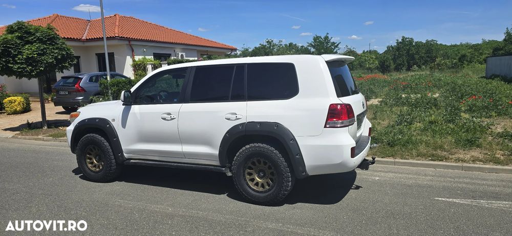 Toyota Land Cruiser V8 4.5 Aut Luxury - 2