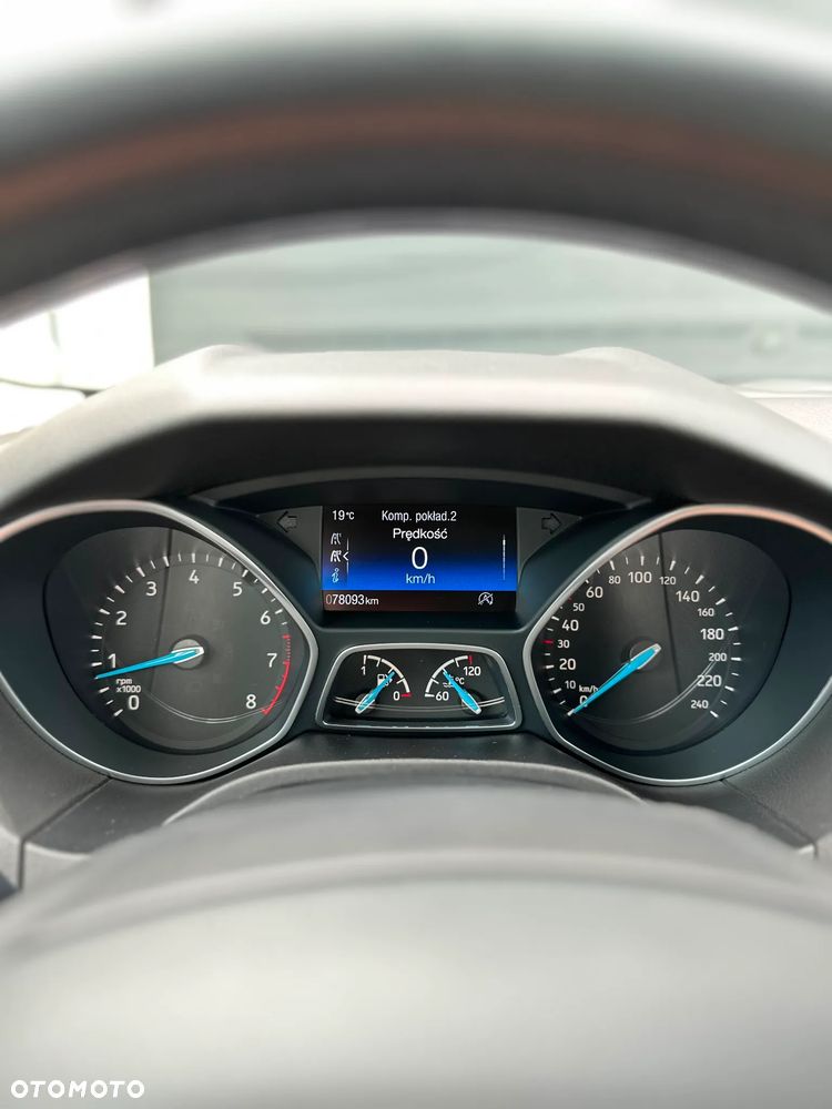 Ford Focus 1.0 EcoBoost Titanium - 11