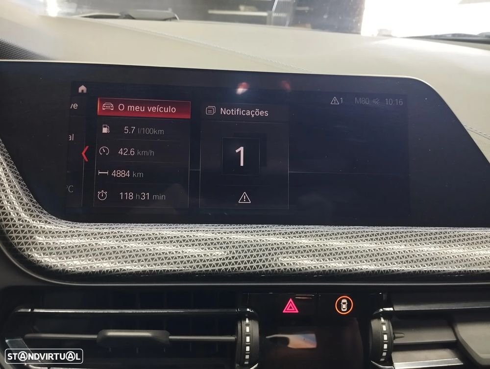BMW 116 d Pack Desportivo M - 26