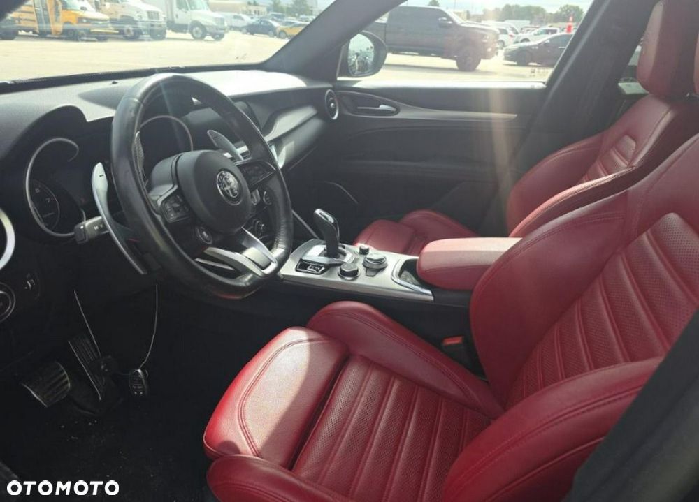 Alfa Romeo Stelvio 2.0 Turbo Veloce Q4 - 7