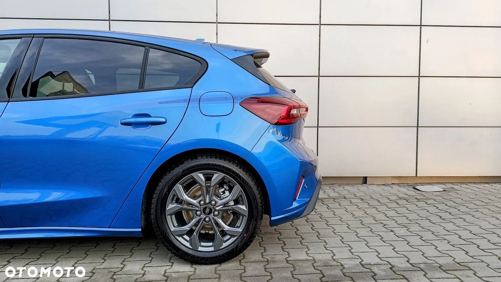 Ford Focus 1.0 EcoBoost mHEV ST-Line X - 6