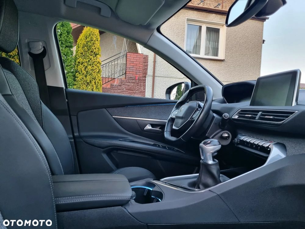 Peugeot 3008 - 19