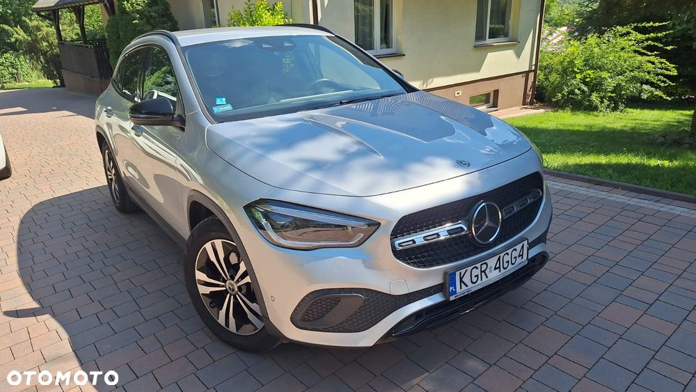 Mercedes-Benz GLA 250 4-Matic AMG Line - 16