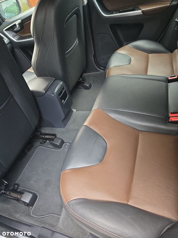 Volvo XC 60 T5 AWD Geartronic Momentum - 7