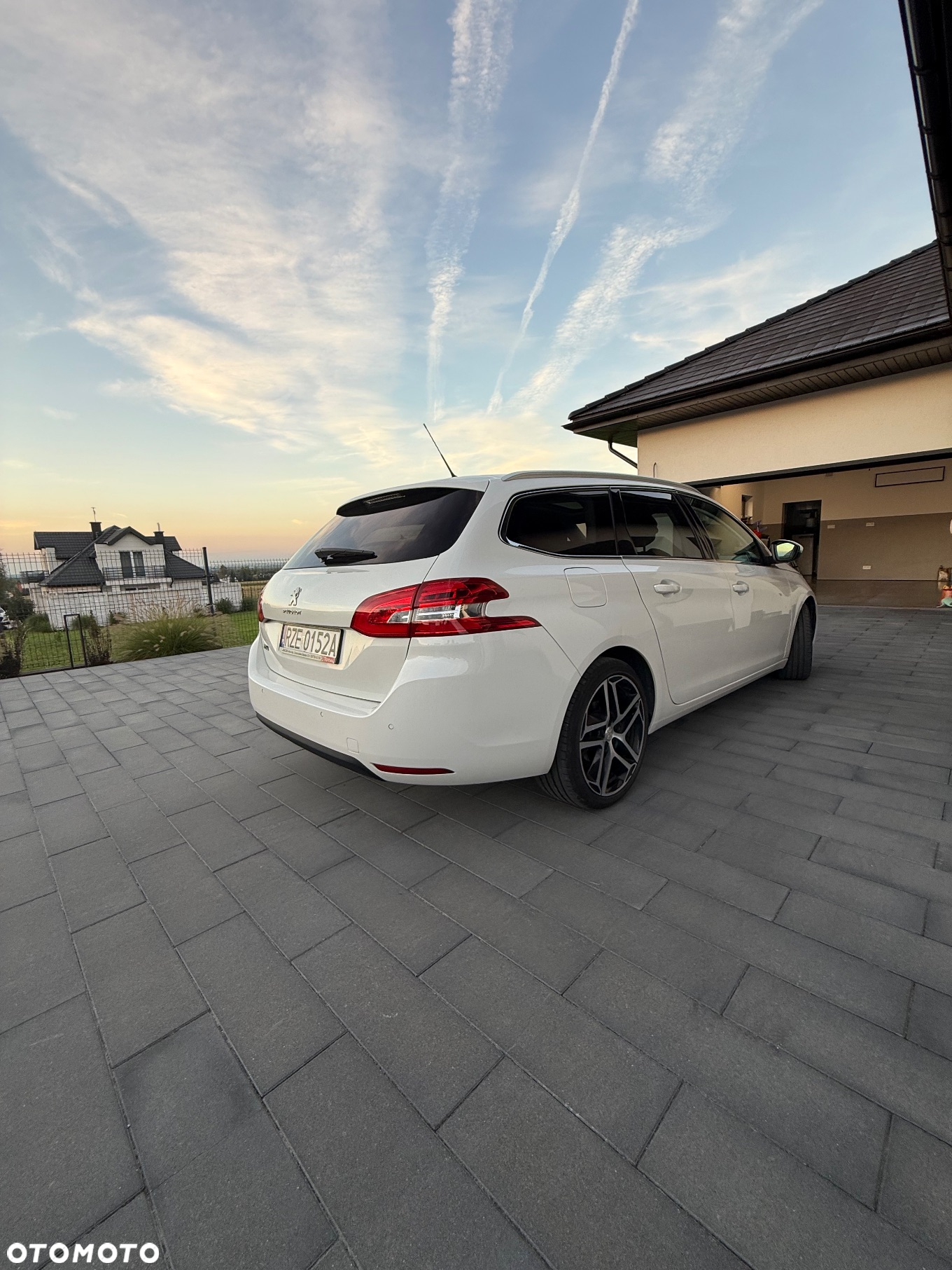 Peugeot 308 SW 1.6 BlueHDi Allure S&S EAT6 - 13