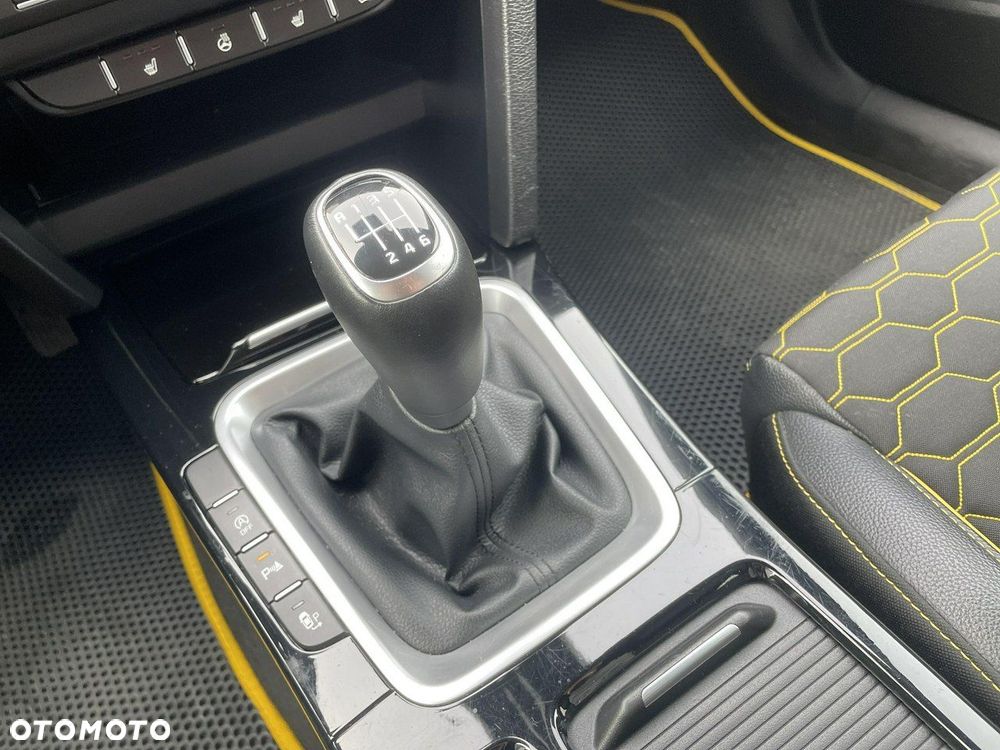 Kia XCeed 1.5 T-GDI Business Line - 15