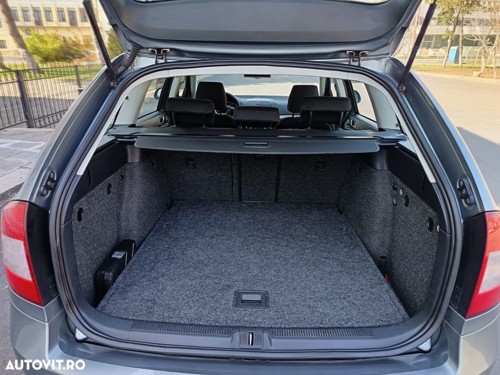 Skoda Octavia 1.2 TSI DSG Elegance - 9