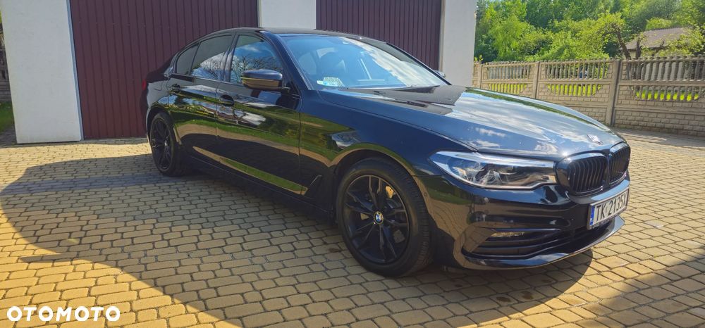 BMW Seria 5 520d xDrive Sport - 2