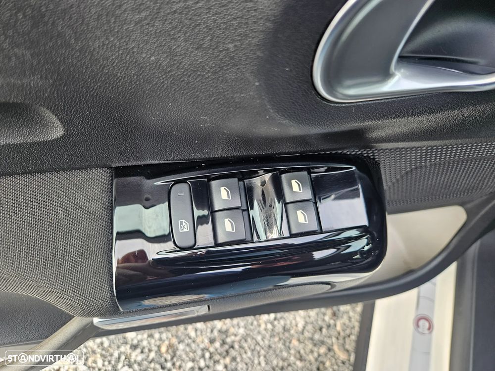 Citroën C3 1.2 PureTech C-Series - 25