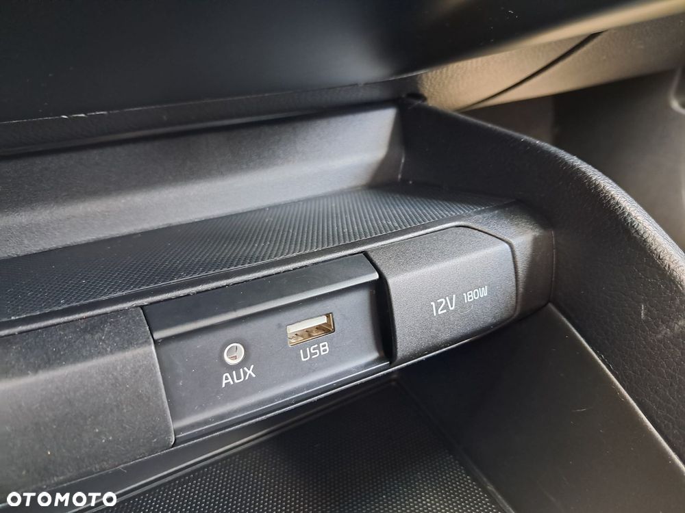 Kia Stonic 1.0 T-GDI M - 28
