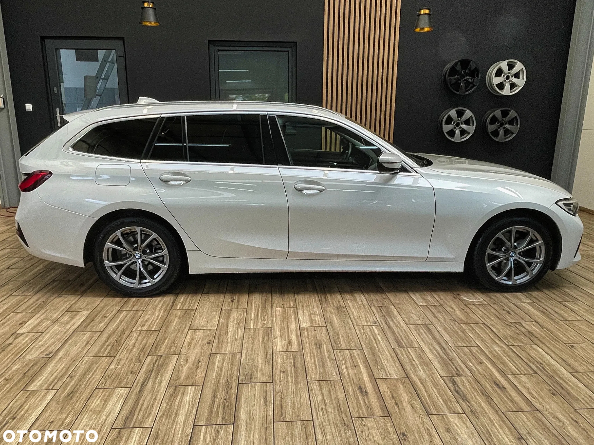 BMW Seria 3 320d Touring - 5