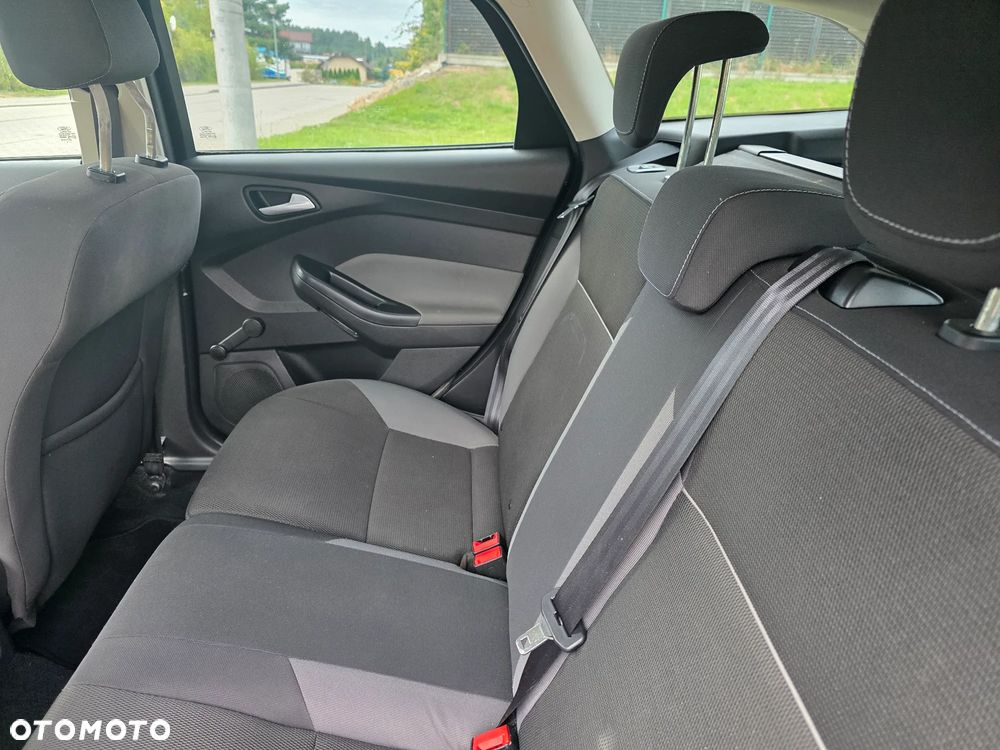 Ford Focus 1.6 TI-VCT Champions Edition - 9