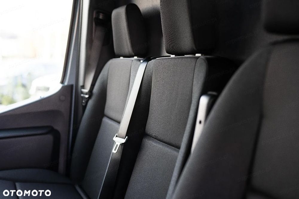 Mercedes-Benz Sprinter 317 Długi PRO 2.0 170KM - 7