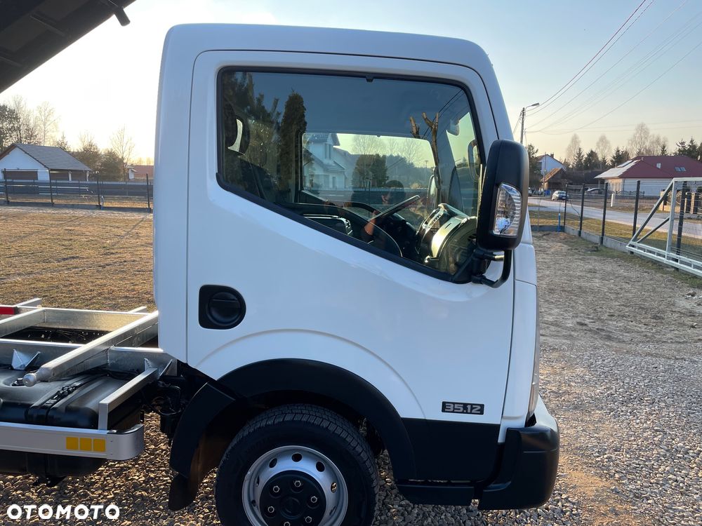 Nissan Cabstar NT400 - 20