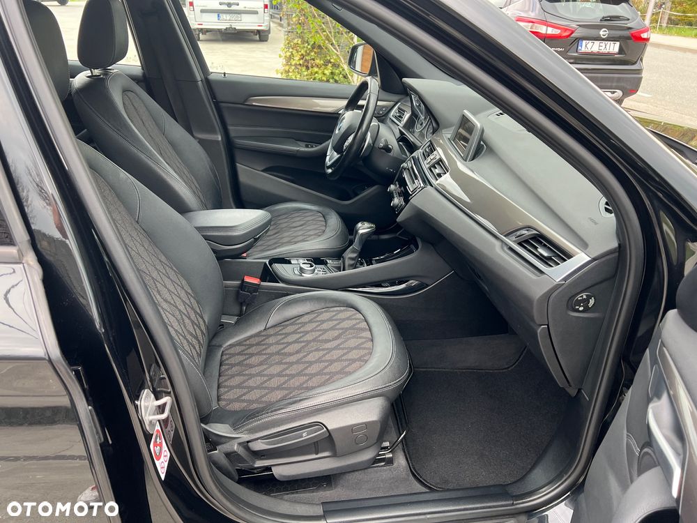BMW X1 xDrive18d Sport Line - 34