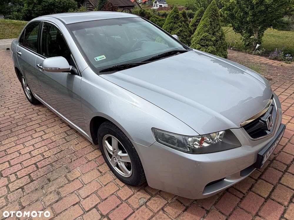 Honda Accord 2.0 Comfort - 2