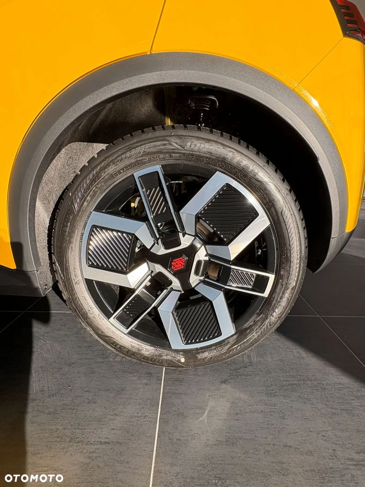 Renault 5 40kWh Urban Range Techno - 11