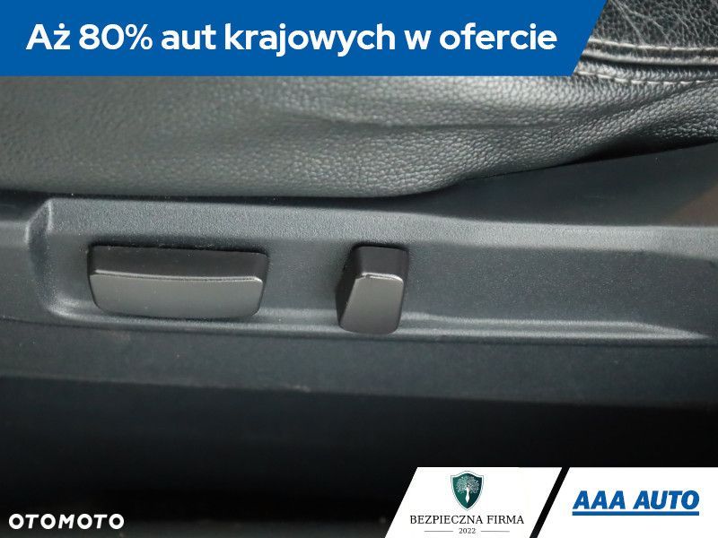 Mitsubishi Outlander - 10