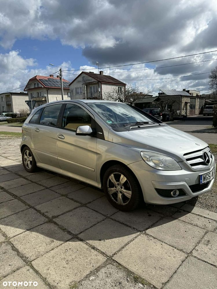 Mercedes-Benz Klasa B - 2